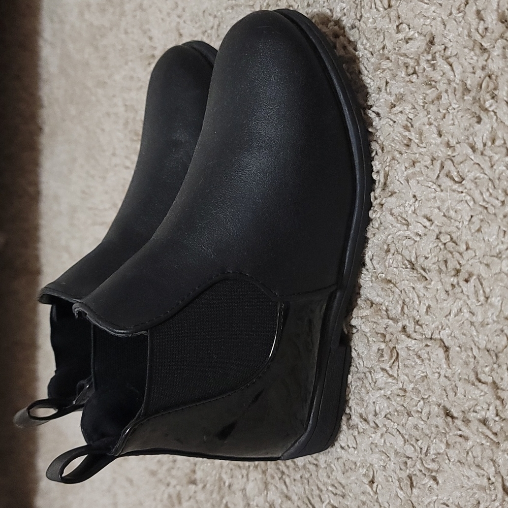 Girl ankle booties